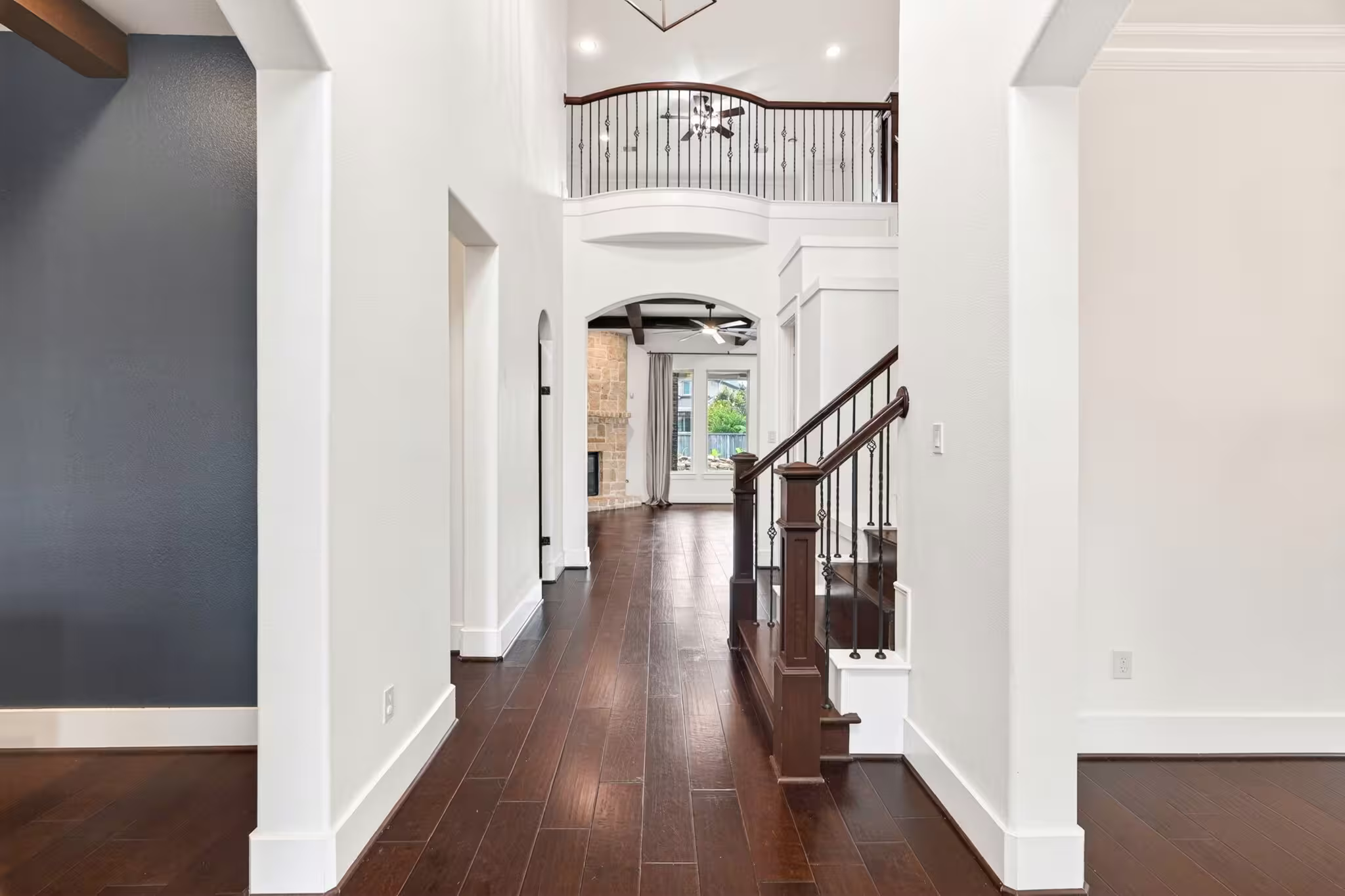 Photo 7 of 27 Hedgedale Way, Spring, TX