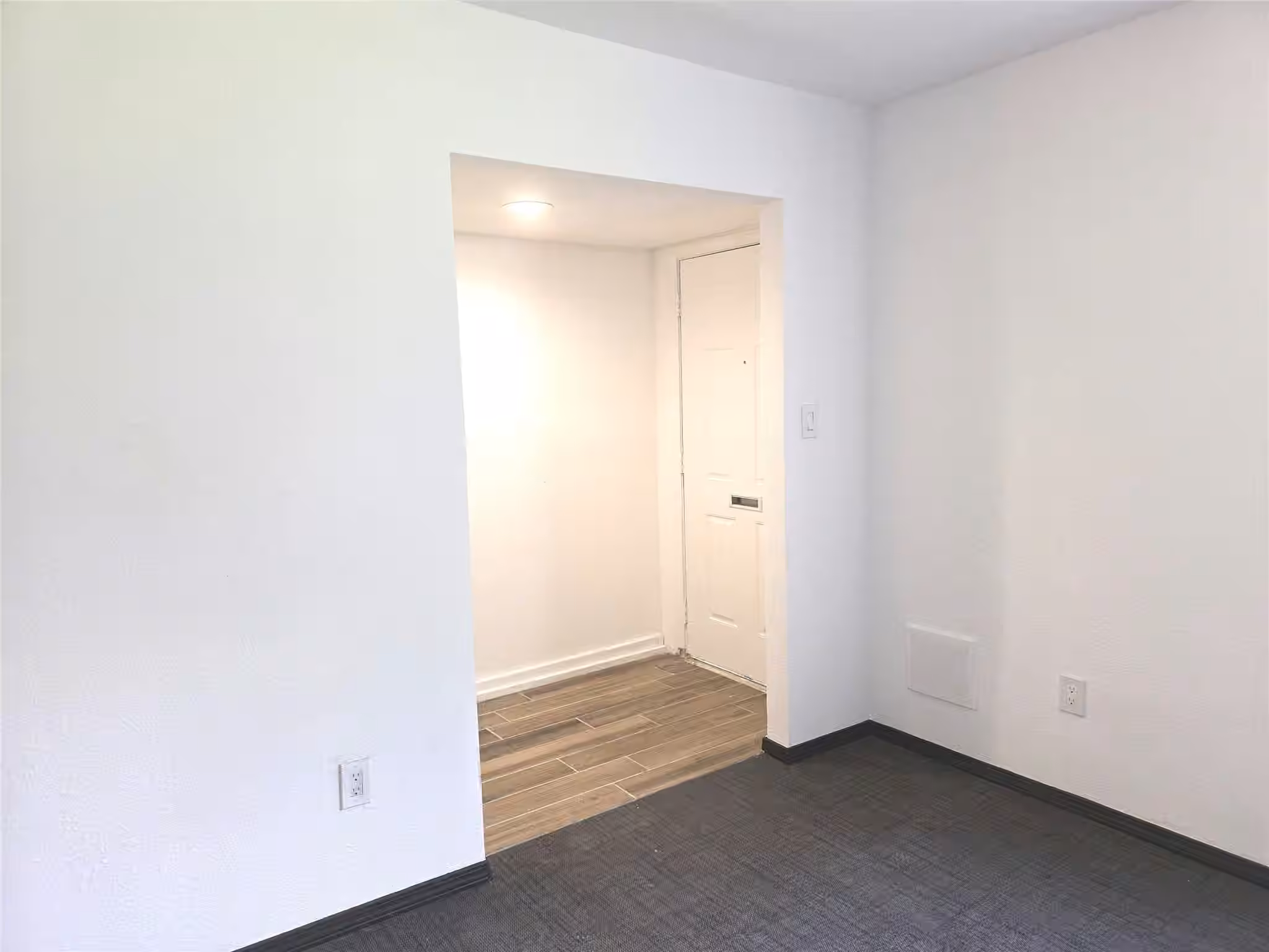 Photo 5 of 7118 Crownwest Street 7118, Houston, TX