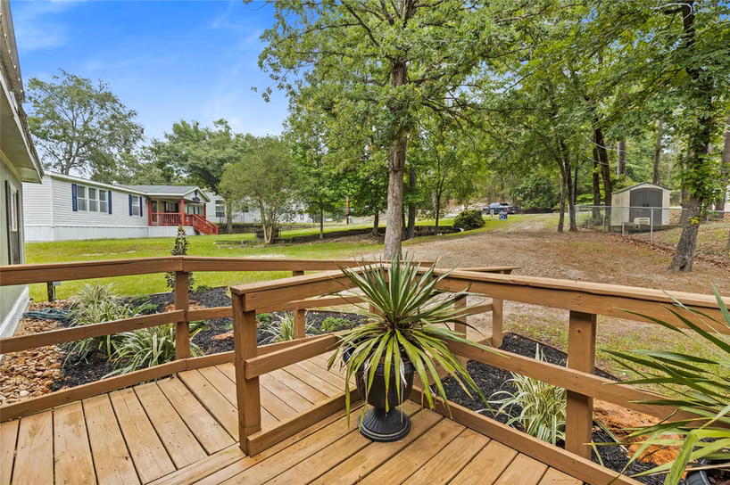 Photo 3 of 460 Ridge Trail, Trinity, TX
