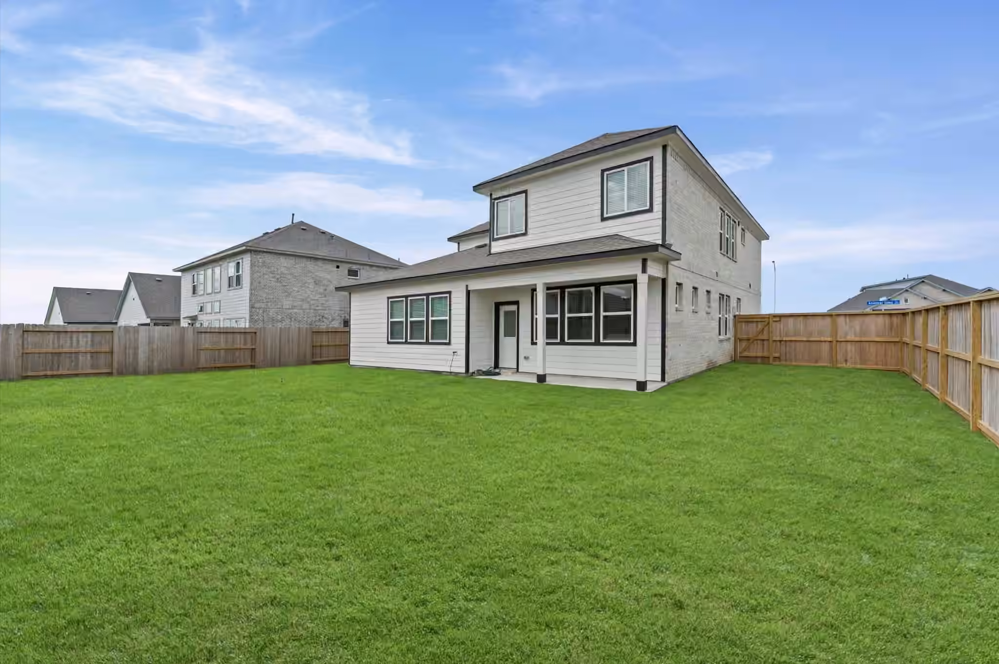 Photo 6 of 8326 Amethyst Valley LN, Angleton, TX