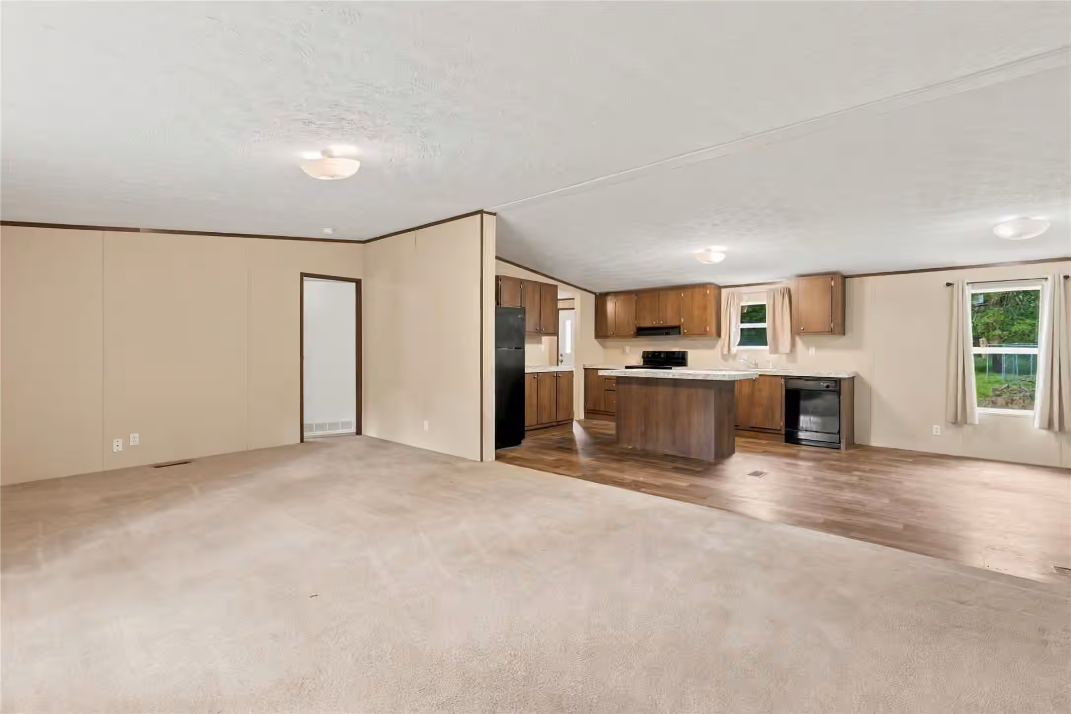 Photo 6 of 7362 Washington Avenue, Montgomery, TX