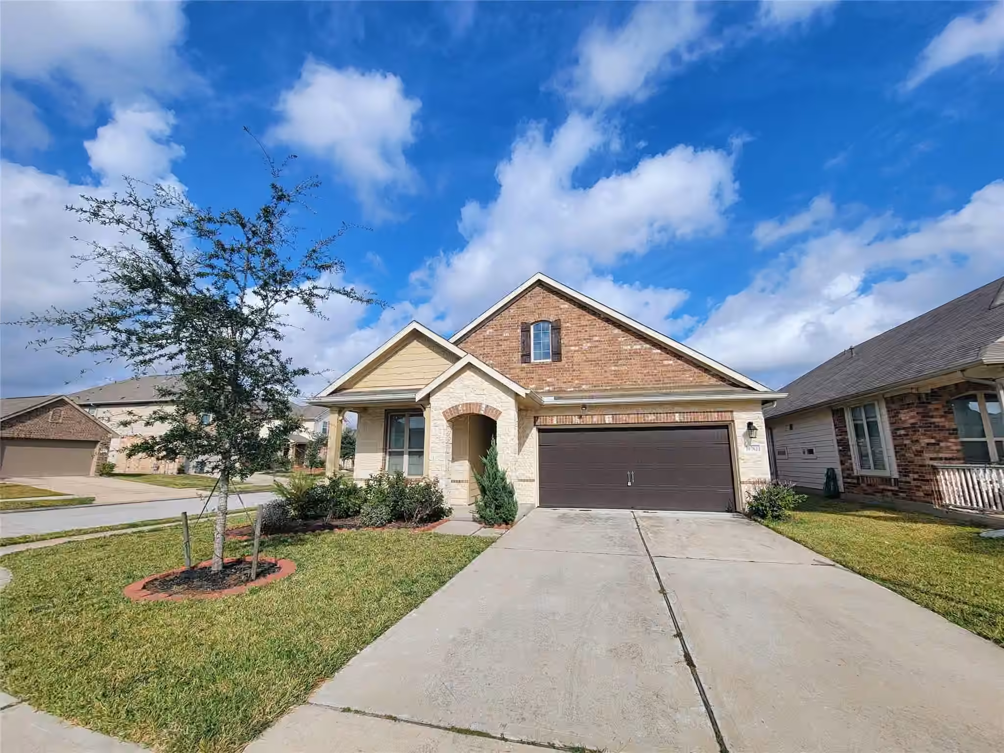 Photo 2 of 20762 Winghaven Drive, Katy, TX