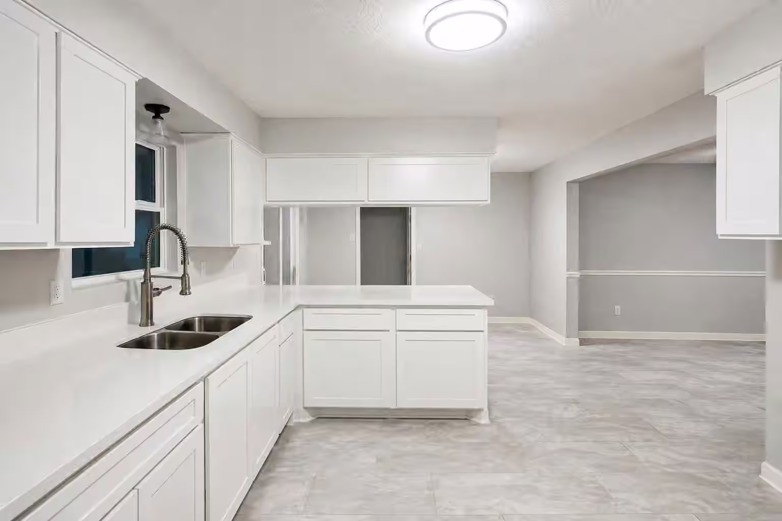 Photo 4 of 505 Moody Avenue, League City, TX