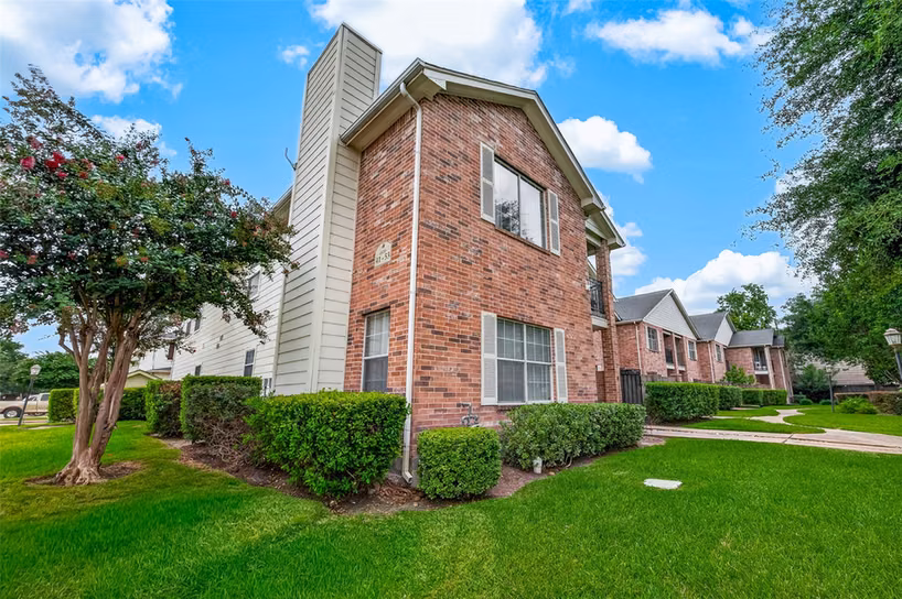 Photo 4 of 2865 Westhollow Drive 43, Houston, TX