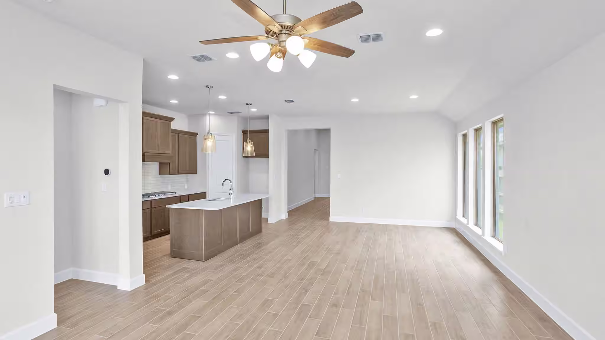 Photo 7 of 18634 Sweet Basil Drive, Hockley, TX