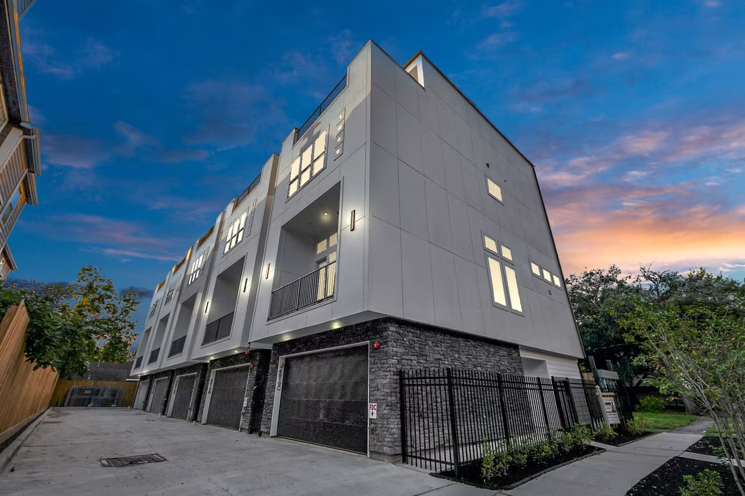 Photo of 4819 Austin Street B, Houston, TX 77004