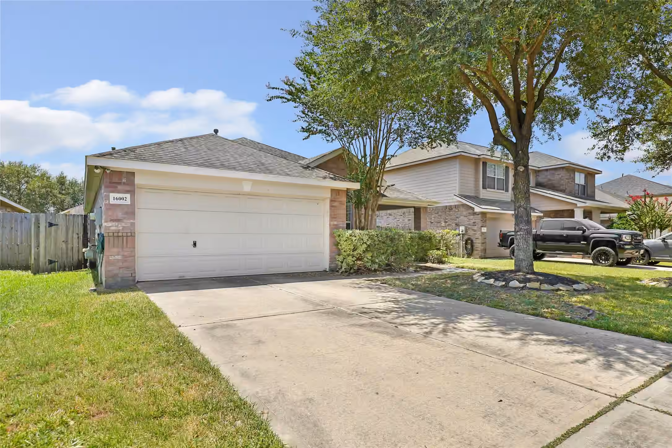Photo of 16002 Ne Sonoma Park Drive, Houston, TX 77049