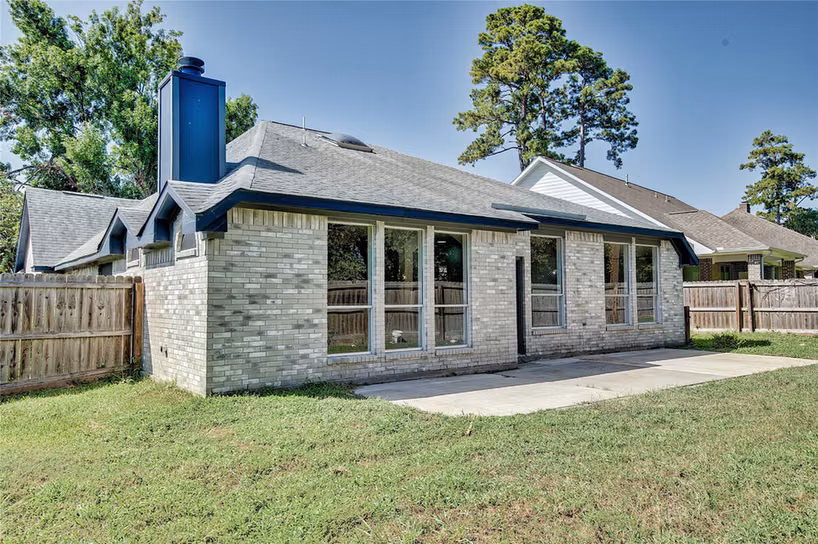 Photo 5 of 18902 Tranquility Drive, Humble, TX
