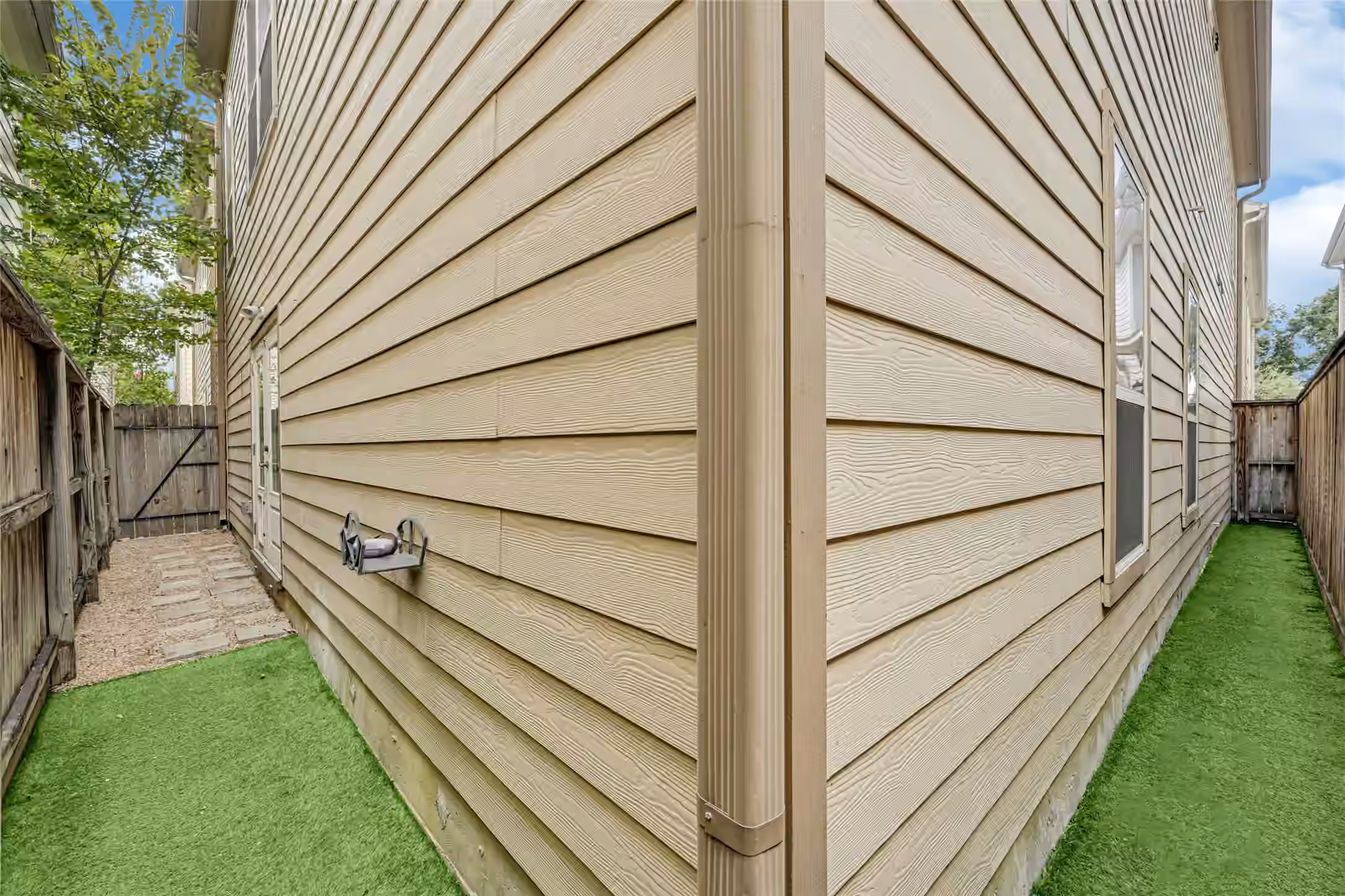 Photo 6 of 5712 Cornish Street 2B, Houston, TX