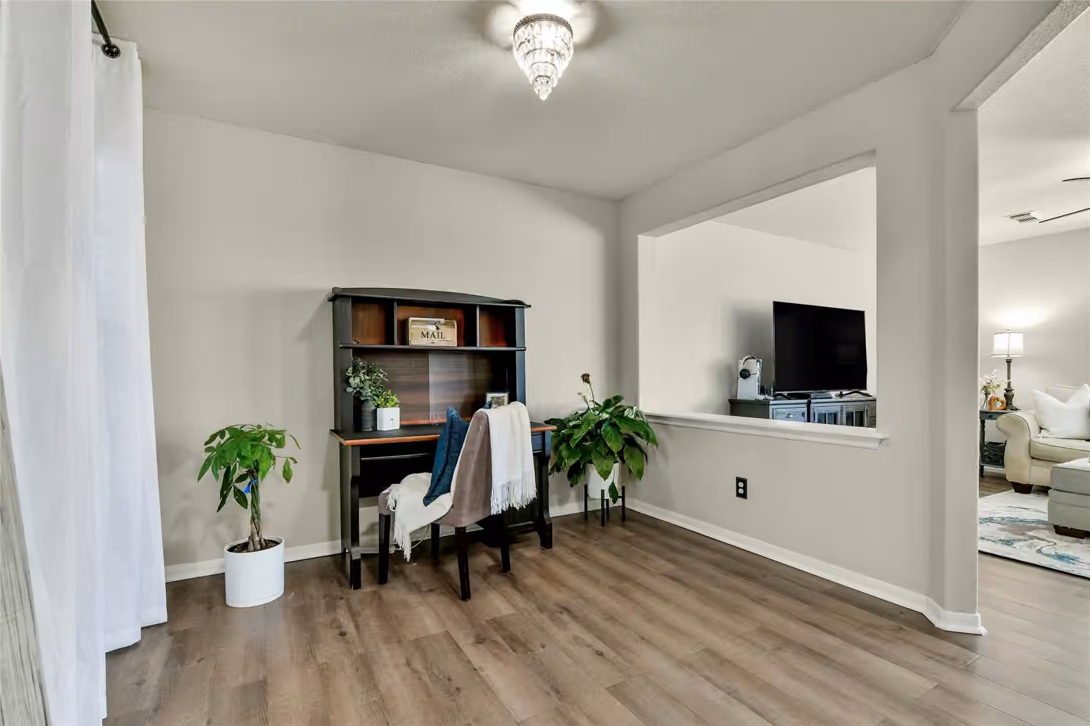 Photo 5 of 9310 Windy Spring Lane, Houston, TX