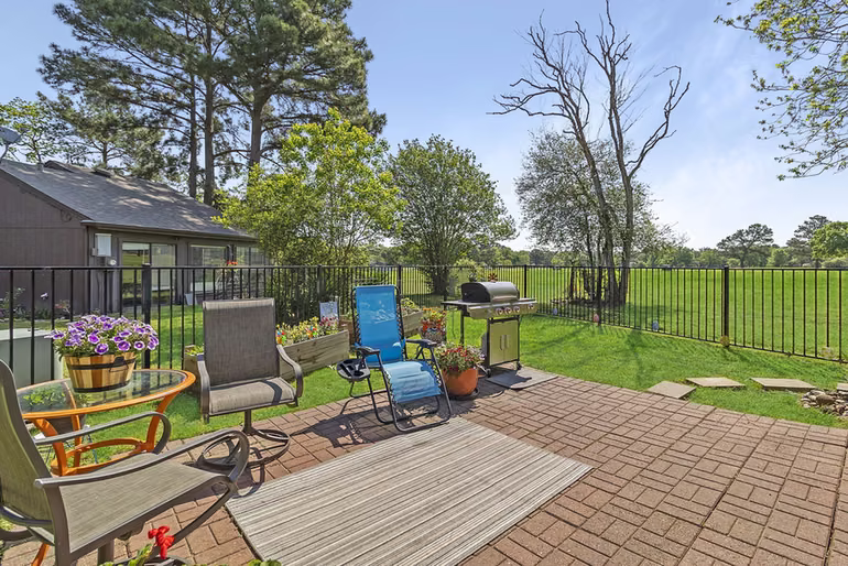 Photo of 17 Townhouse Lane, Trinity, TX