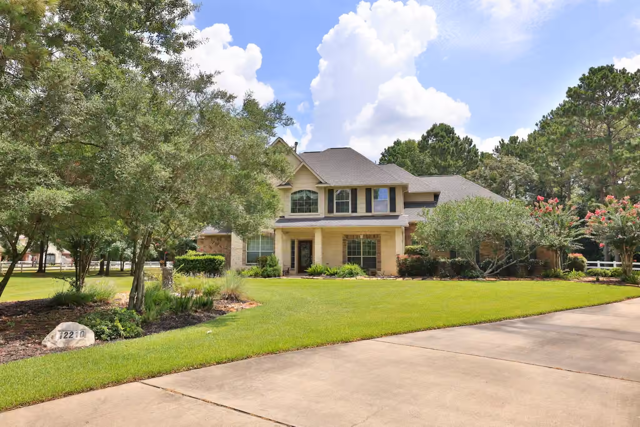 Photo 3 of 12210 Hallowed Oaks, Magnolia, TX