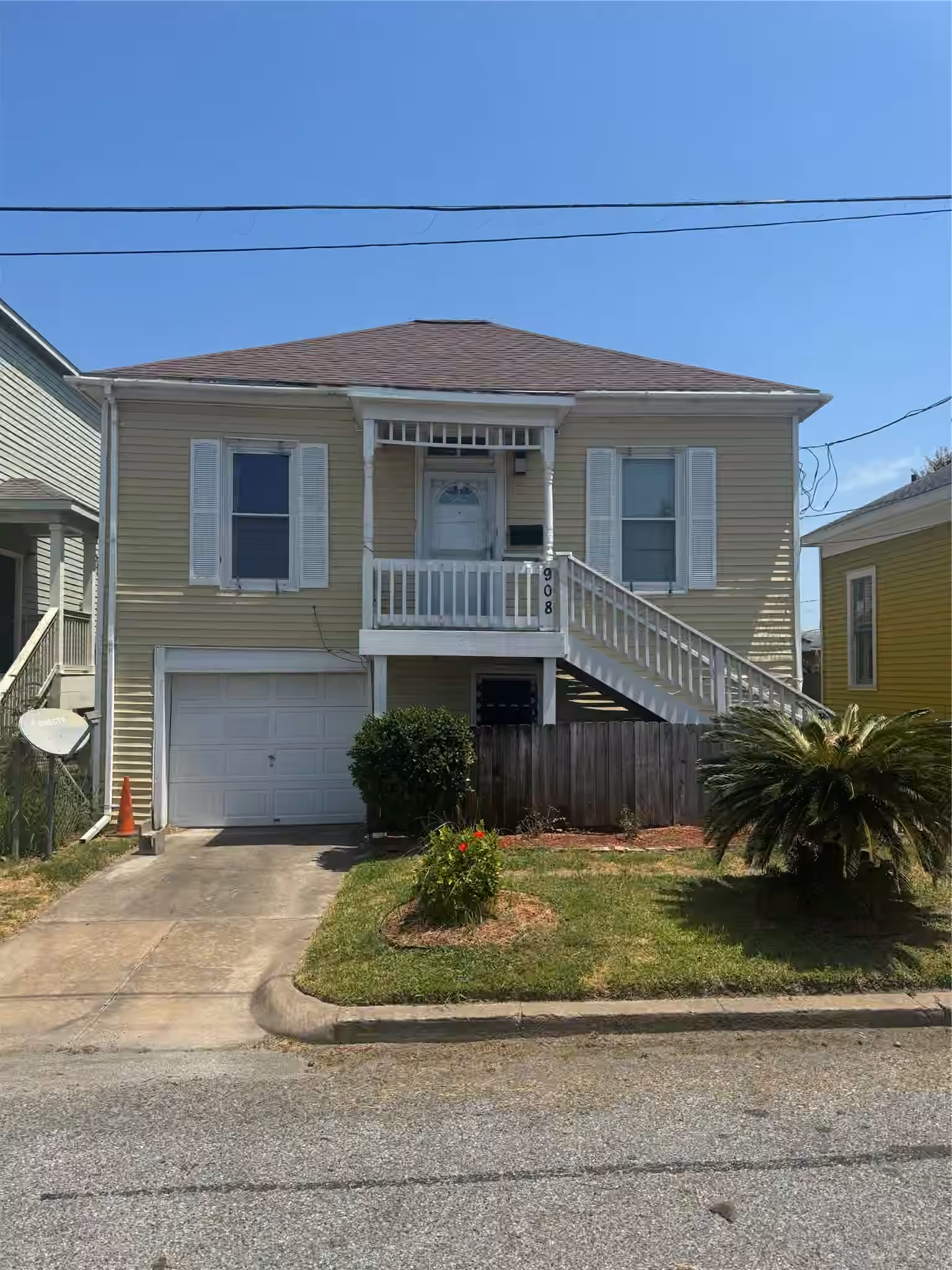 Photo of 908 34th Street, Galveston, TX