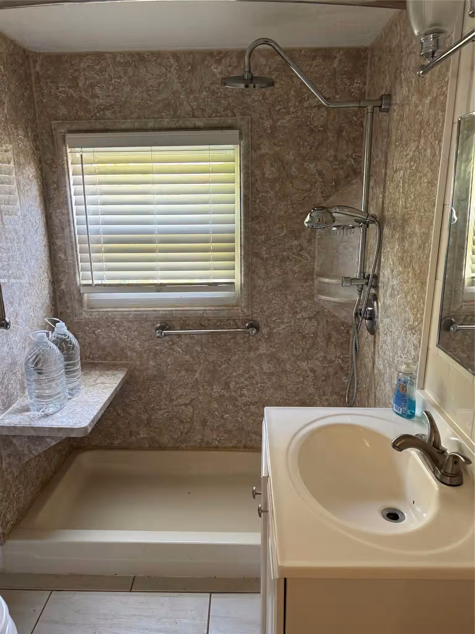 Photo 6 of 908 34th Street, Galveston, TX