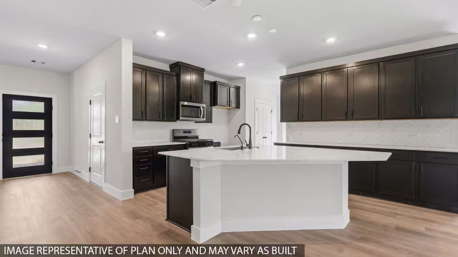 Photo 3 of 15815 Narrow Leaf Lane, Montgomery, TX