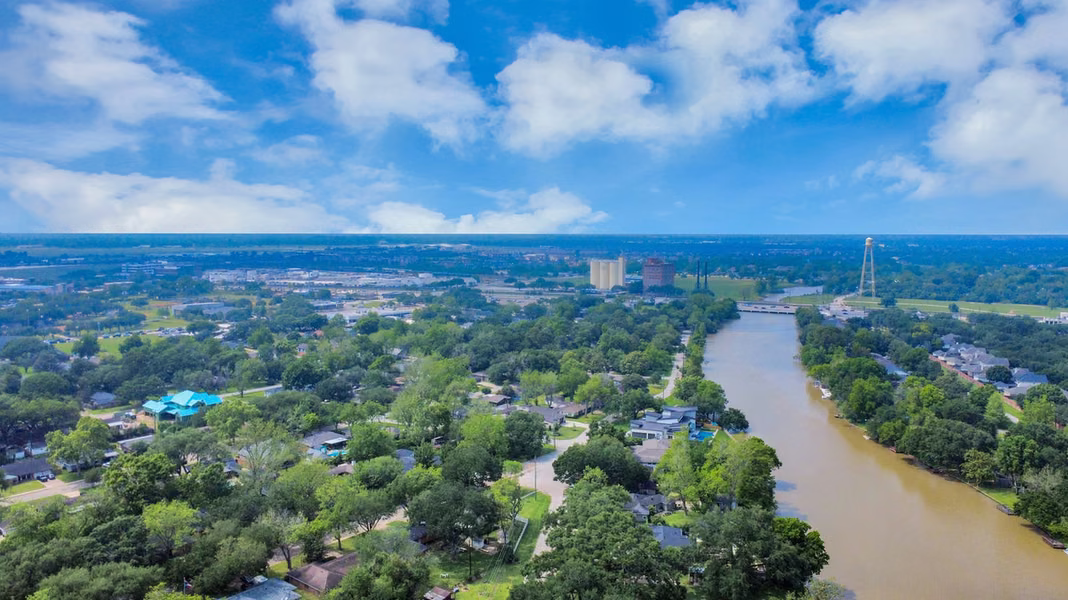 Photo 6 of 511 Kyle Street, Sugar Land, TX