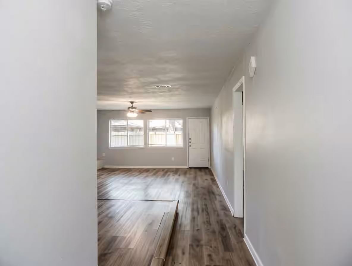 Photo 3 of 2806 W Birchdale Drive, Missouri City, TX
