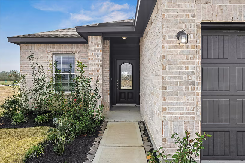 Photo 4 of 650 Escondido Drive, Dayton, TX