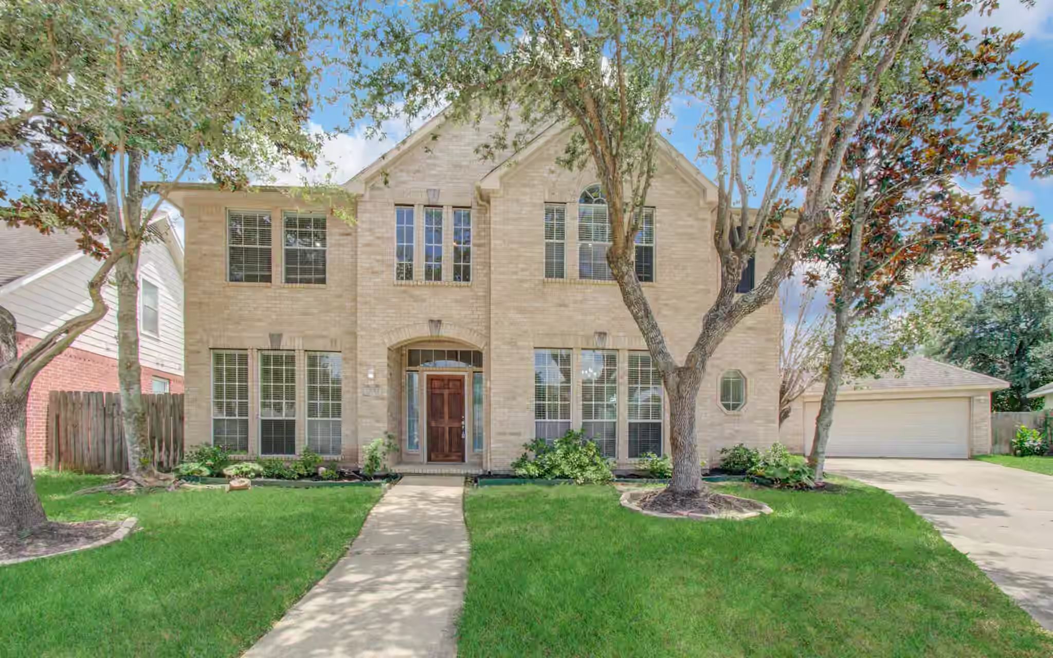 Photo 3 of 12011 Snowbird Court, Stafford, TX