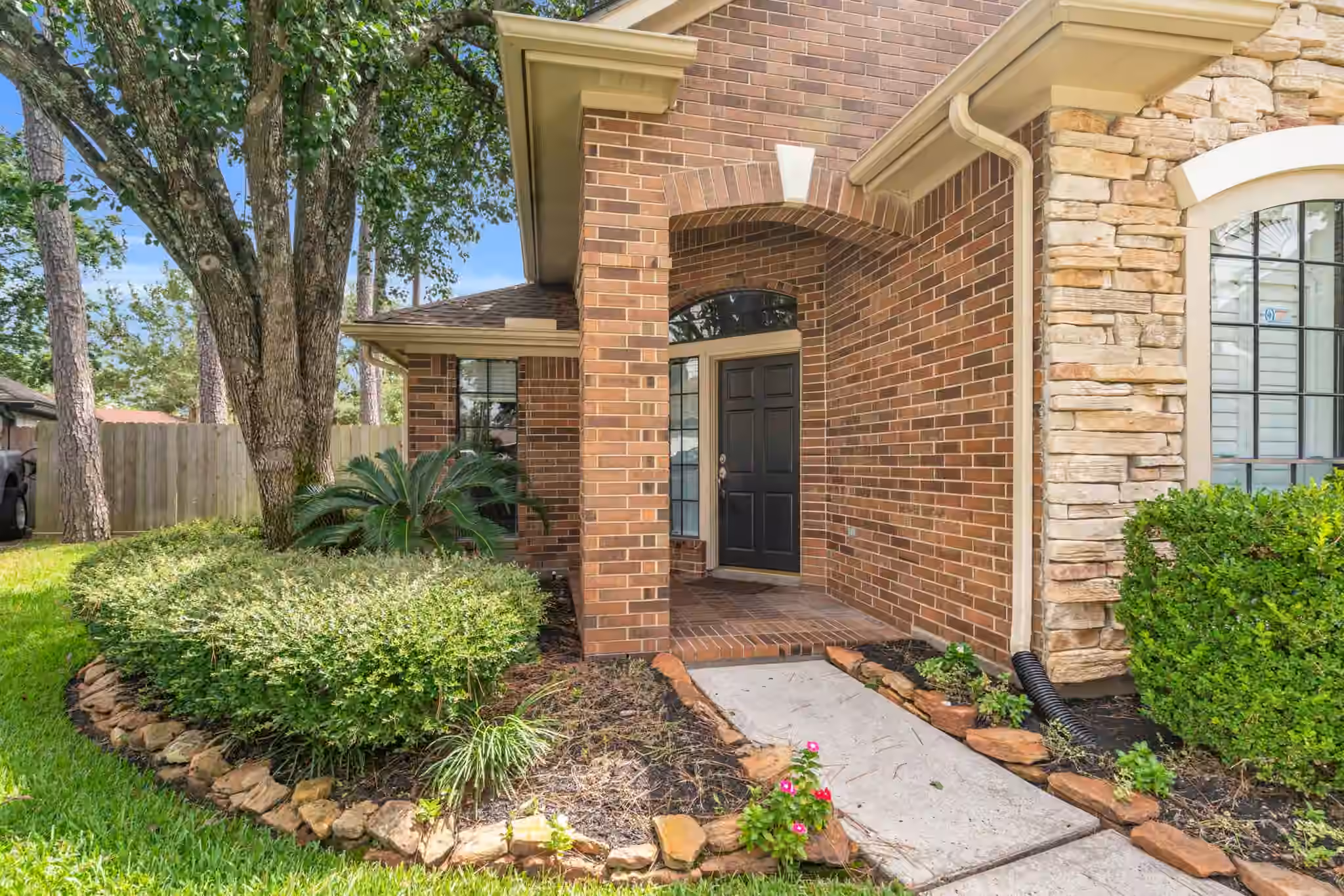 Photo 3 of 13931 Carrington Lane, Cypress, TX