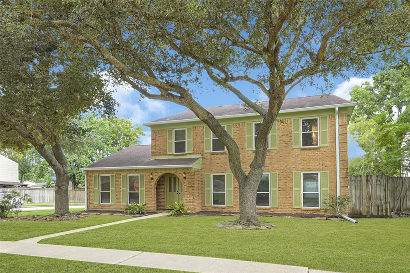 Photo 2 of 459 El Toro Lane, Houston, TX