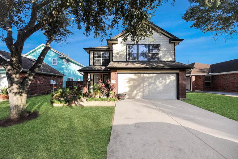 Photo 3 of 13019 Lindenloch Lane, Houston, TX