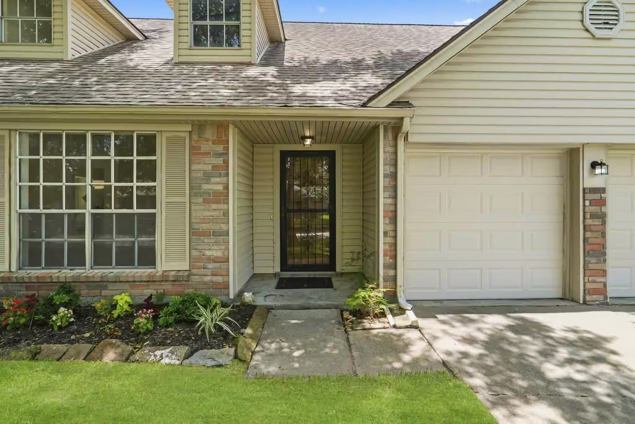 Photo 3 of 7011 Glen Rosa Drive, Katy, TX