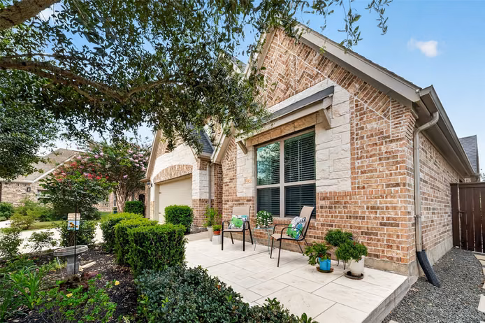 Photo 3 of 6702 Pioneer Trail, Katy, TX