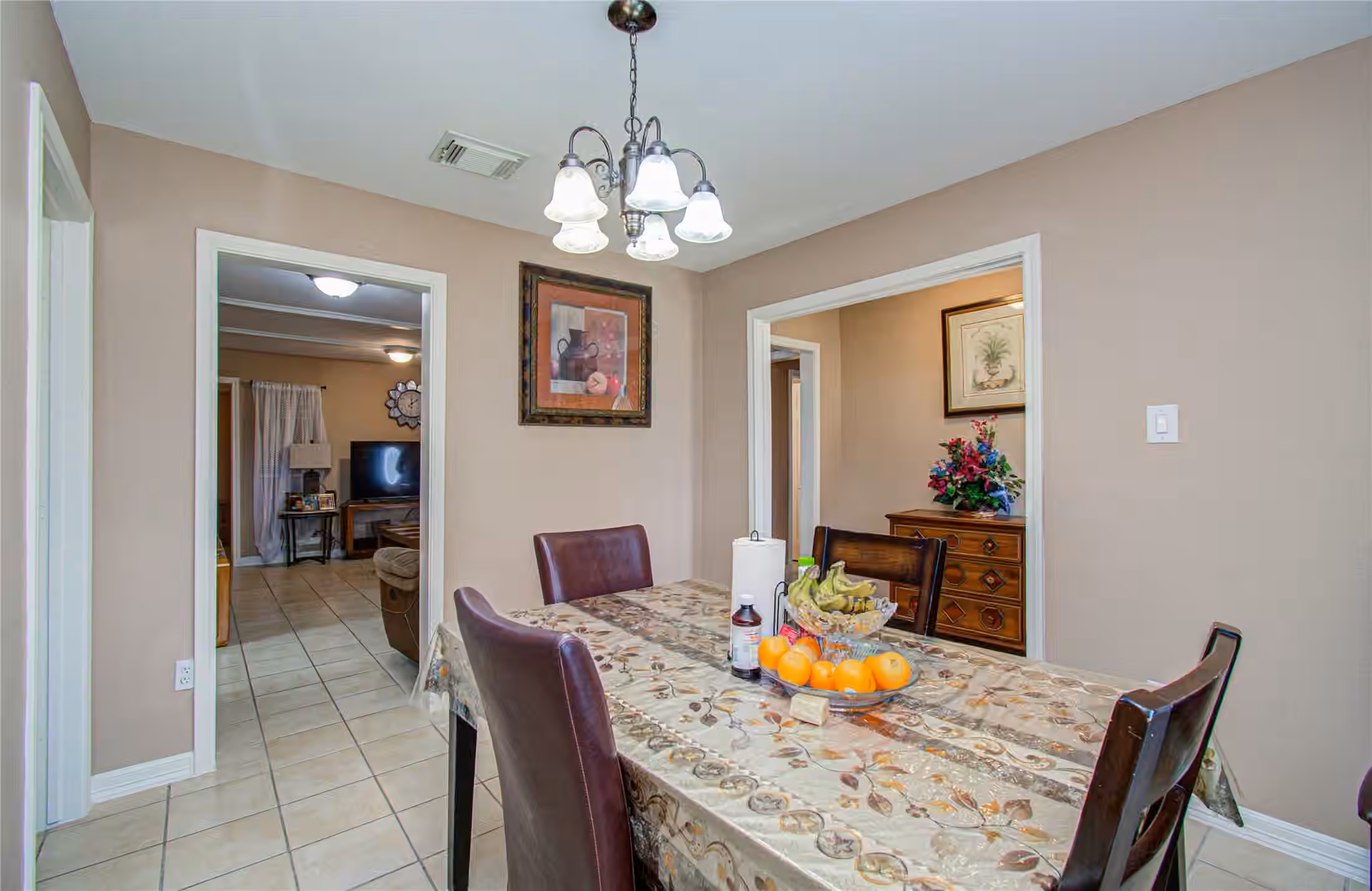 Photo 7 of 930 Centerwood Drive, Houston, TX