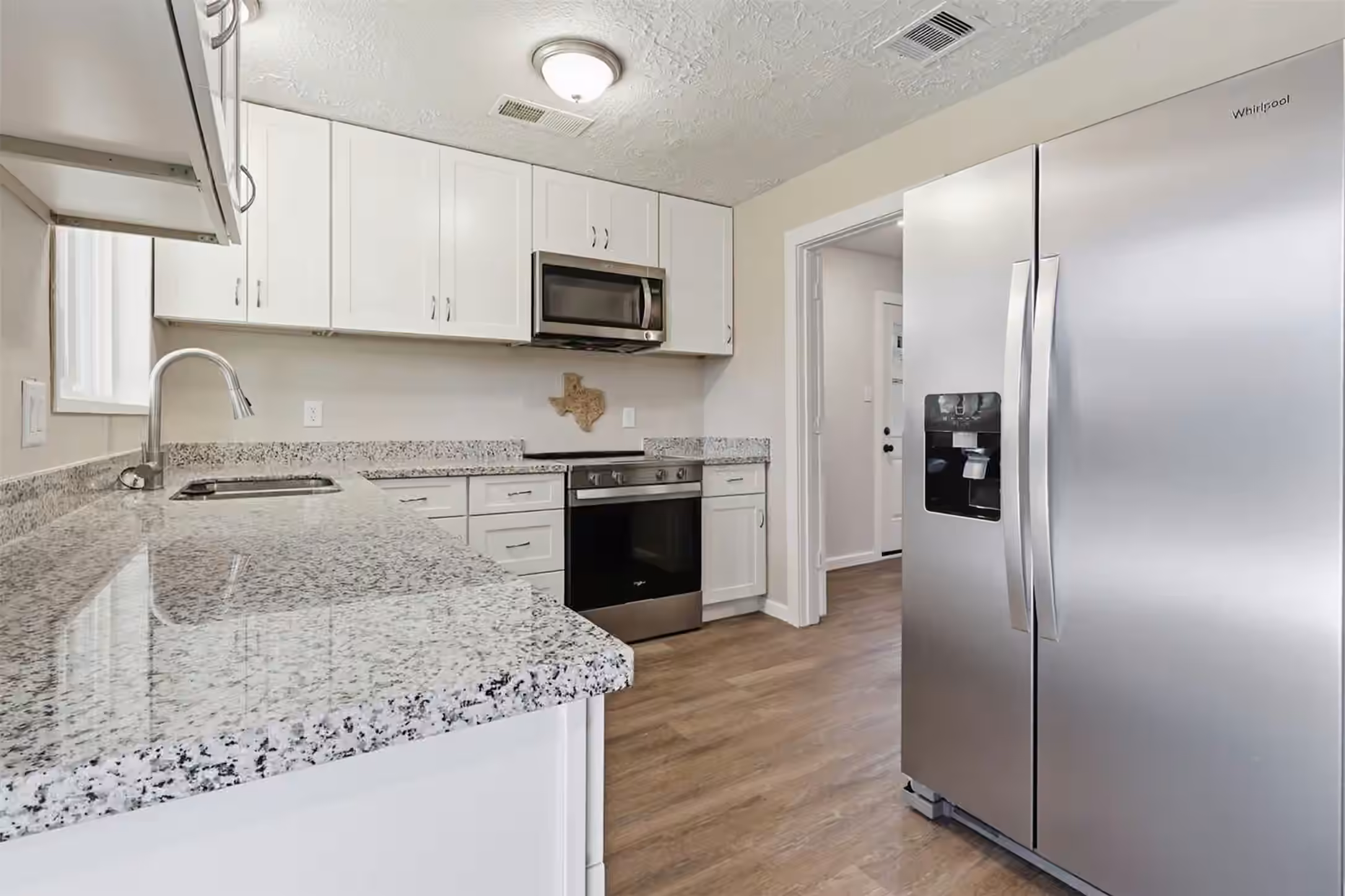 Photo 6 of 4767 Beechaven St, Houston, TX
