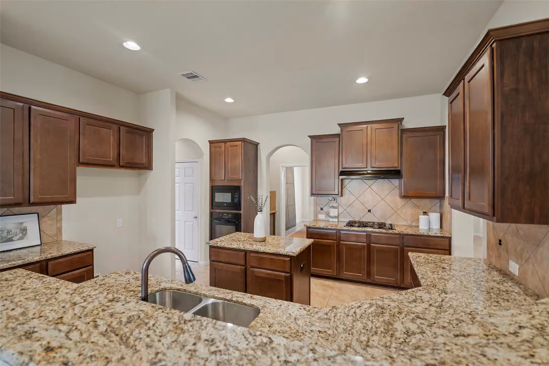 Photo 6 of 5055 Gold Haven Drive, Richmond, TX