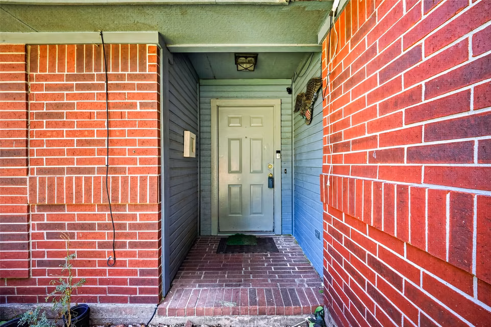 Photo 6 of 3002 Overland Trail, Dickinson, TX