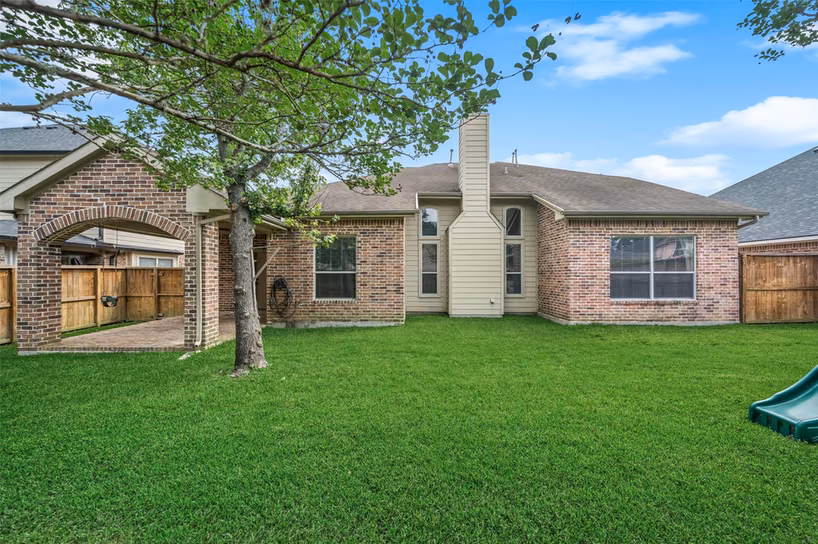 Photo 3 of 8818 Silver Yacht Drive, Humble, TX