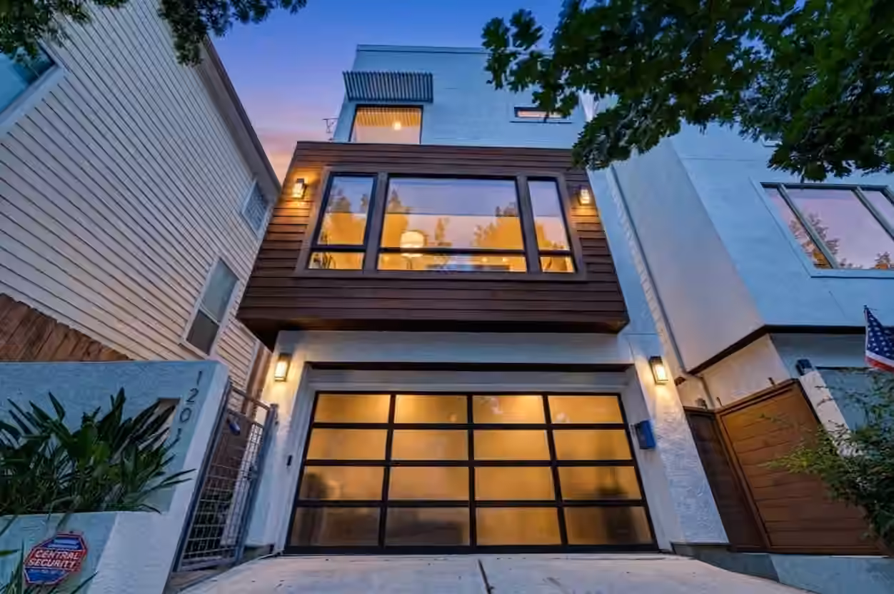 Photo of 1201 Peveto Street, Houston, TX 77019