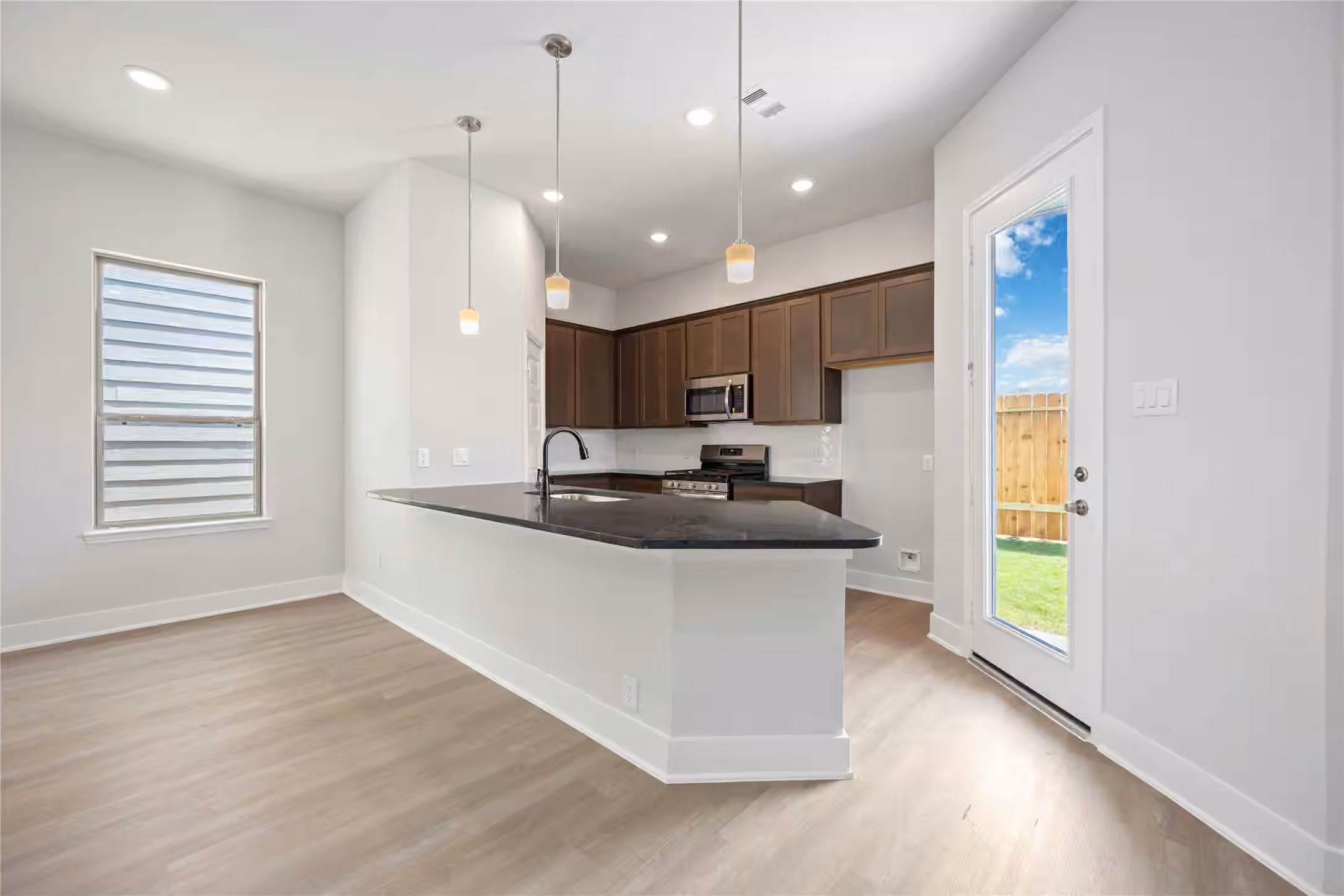 Photo 7 of 13218 Opera Drive, Houston, TX