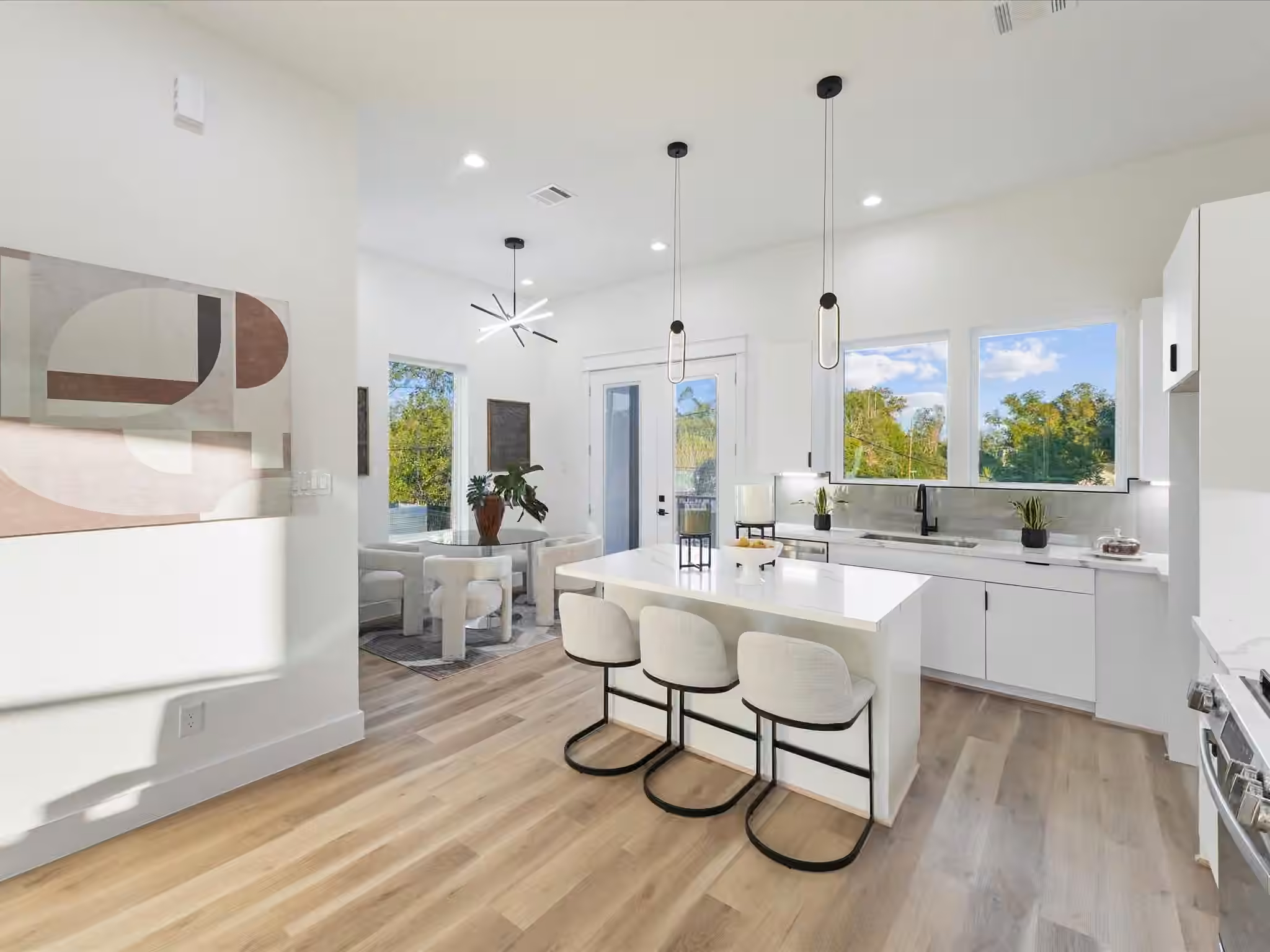Photo 5 of 6631 Katarani Drive, Houston, TX