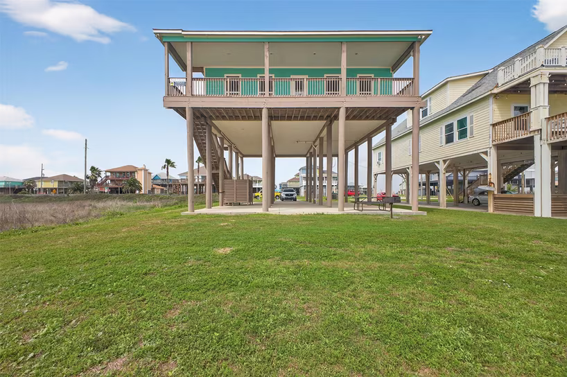 Photo of 1410 Gulf, Crystal Beach, TX