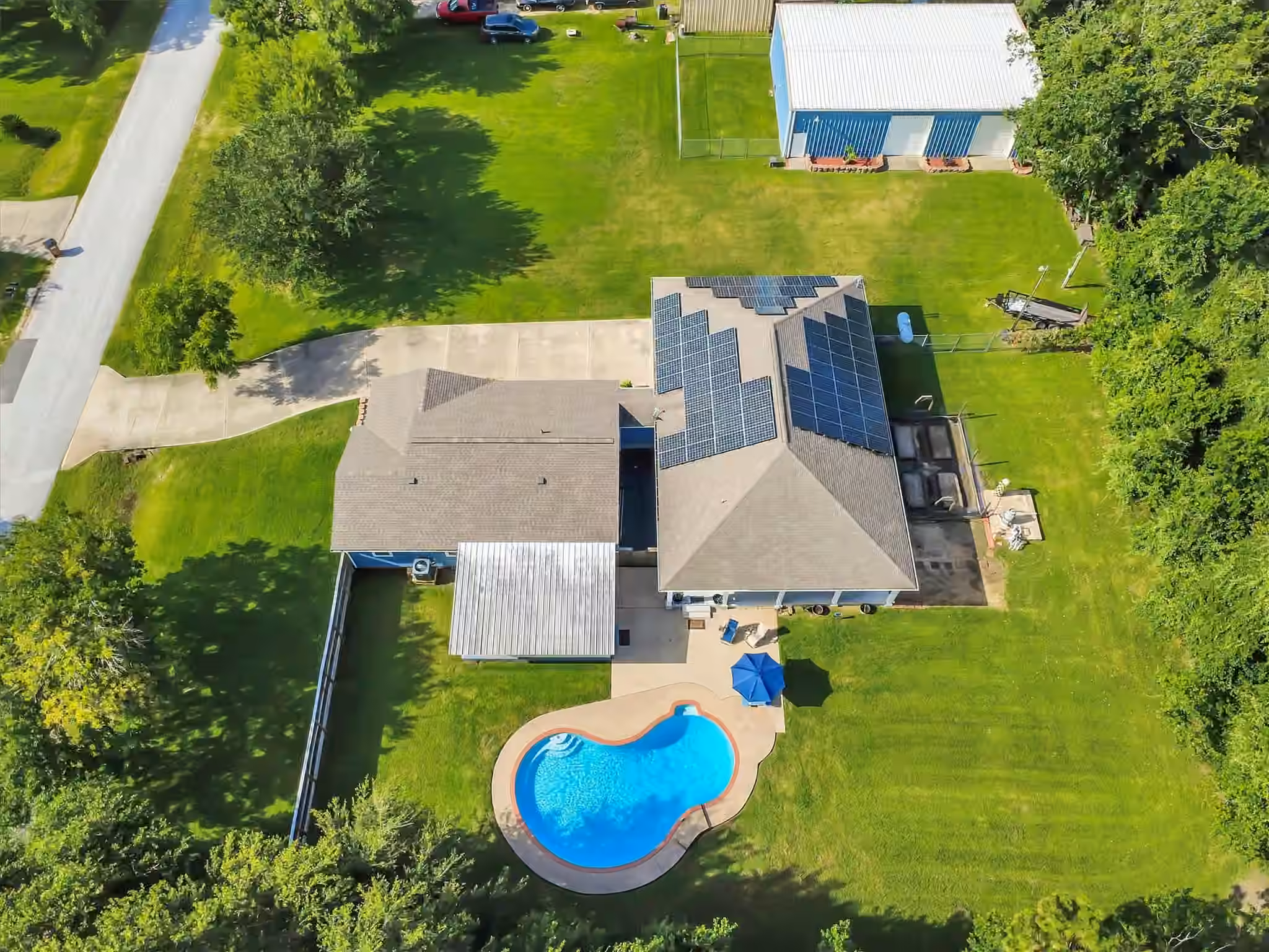 Photo 6 of 3632 W Meadow Lane, Dickinson, TX