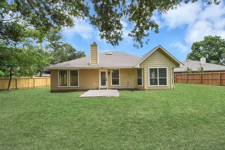 Photo 6 of 10302 Ten Point Lane, Missouri City, TX