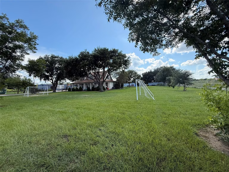 Photo 5 of 5709 Stockdick School Road, Katy, TX