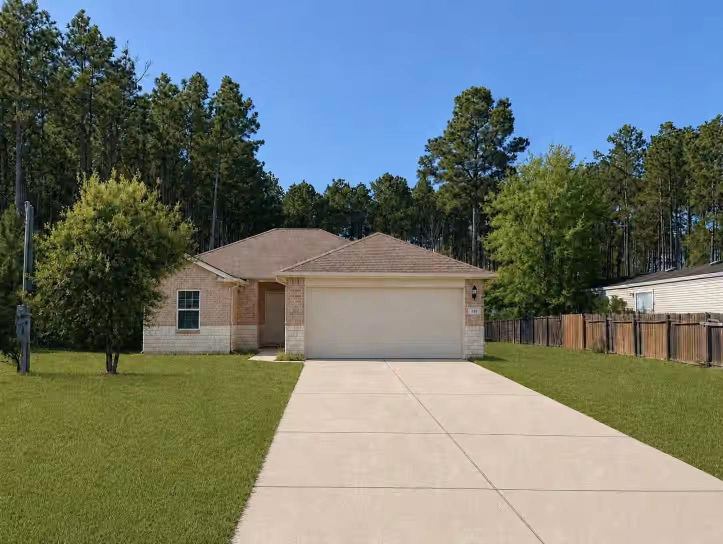 Photo of 114 County Road 3554, Cleveland, TX 77327
