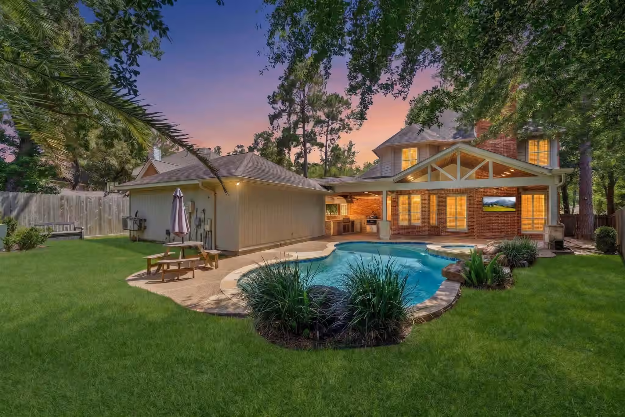 Photo of 26 Shady Pond Place, The Woodlands, TX 77382