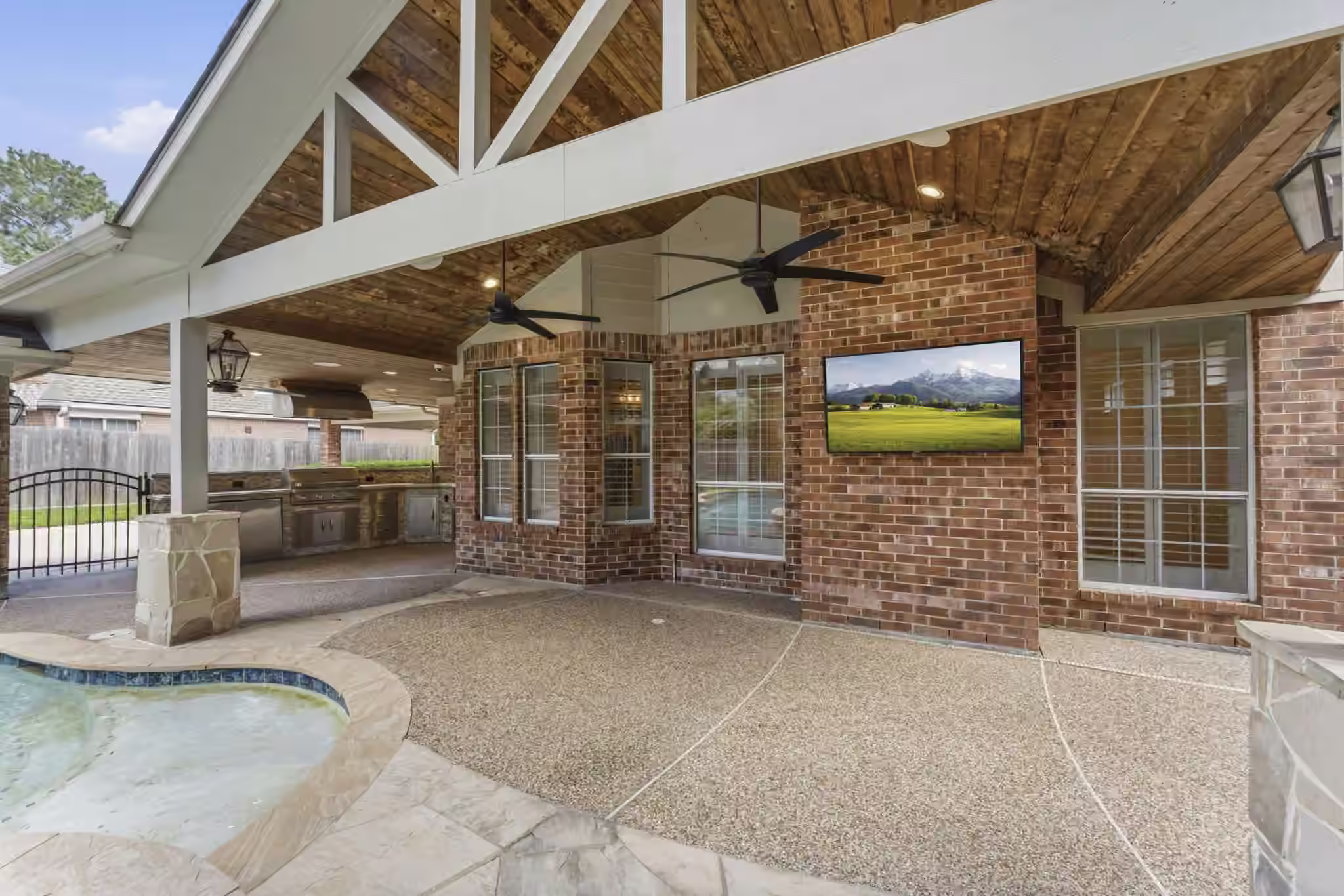 Photo 4 of 26 Shady Pond Place, The Woodlands, TX