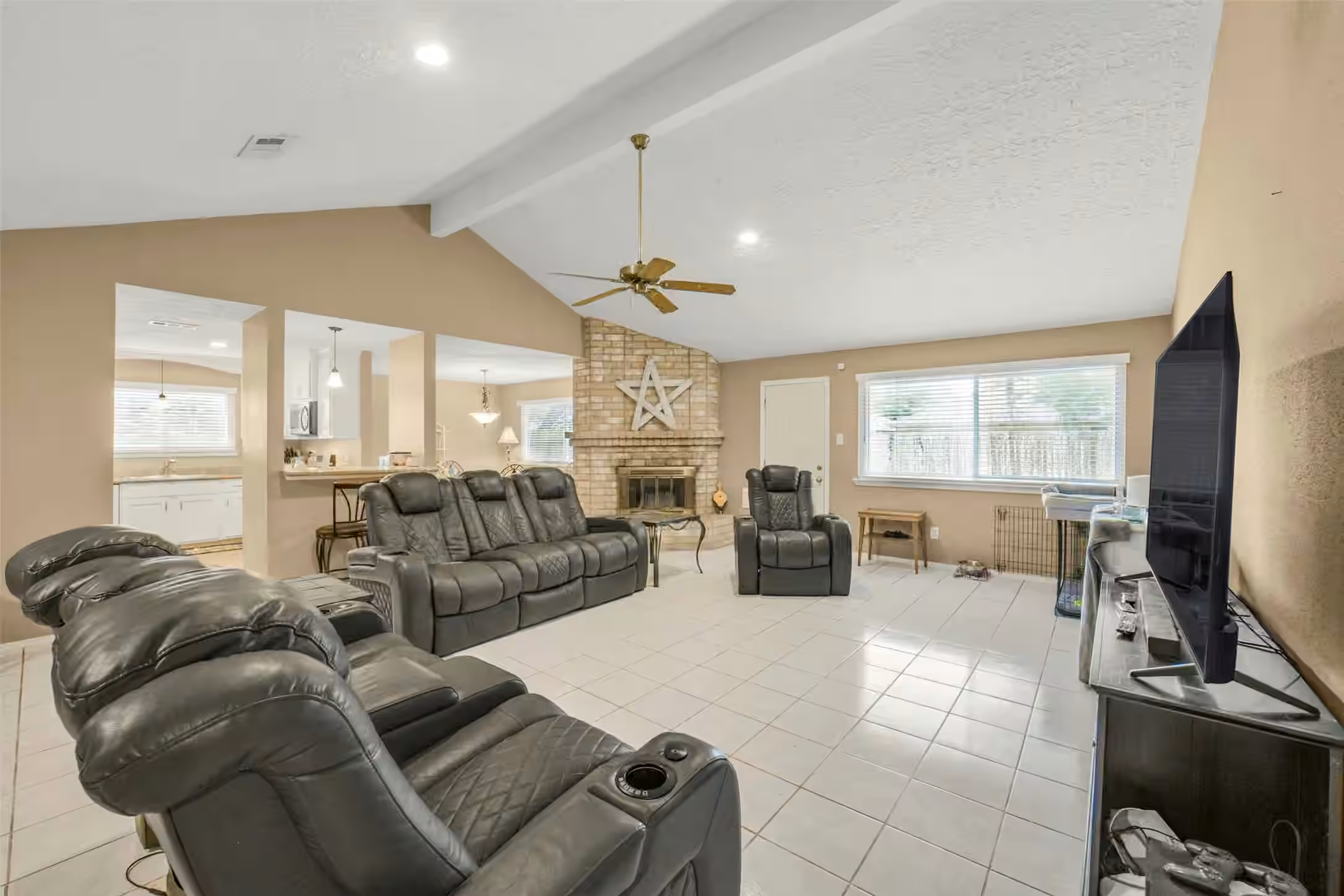 Photo 4 of 2618 Broomsedge Drive, Houston, TX
