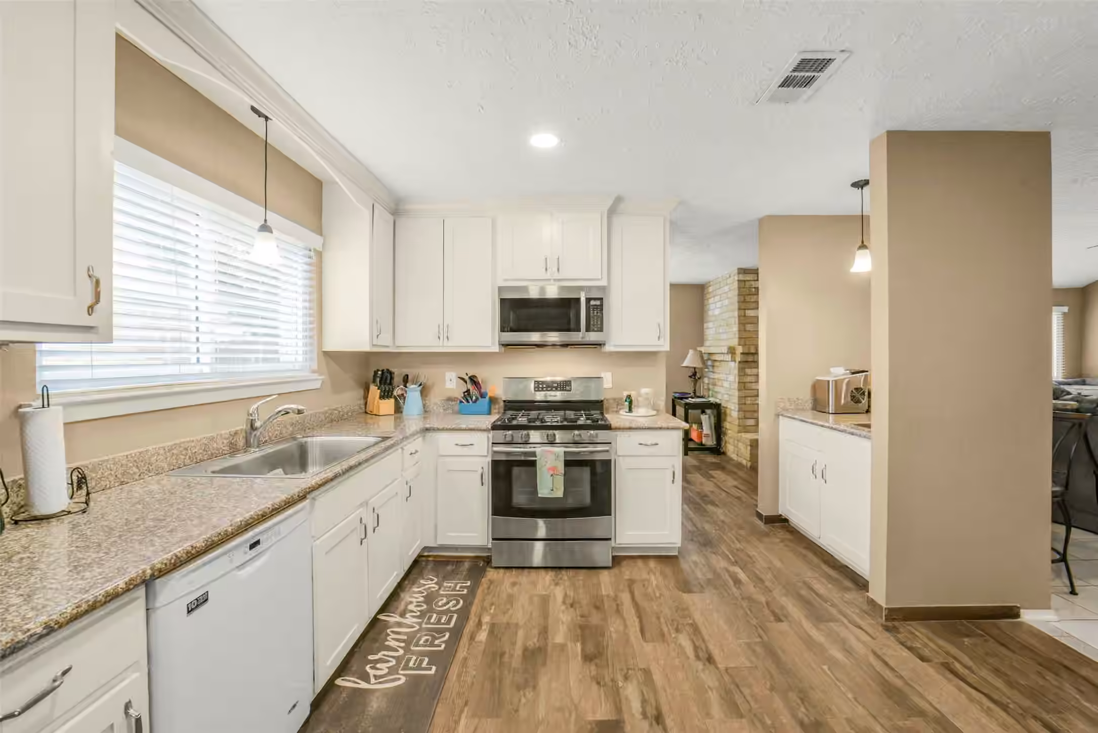 Photo 6 of 2618 Broomsedge Drive, Houston, TX
