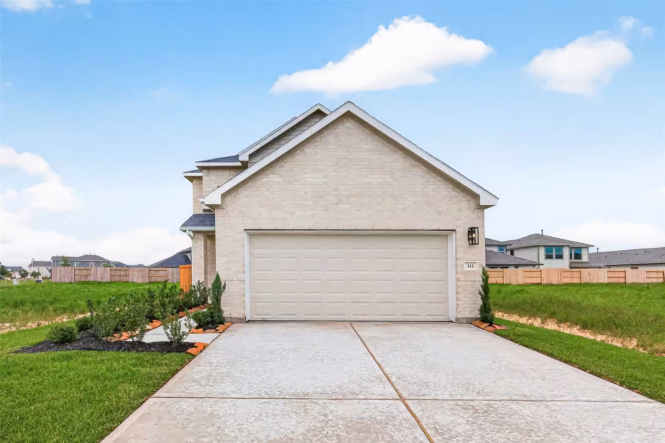 Photo of 312 Stone Placa, Brookshire, TX