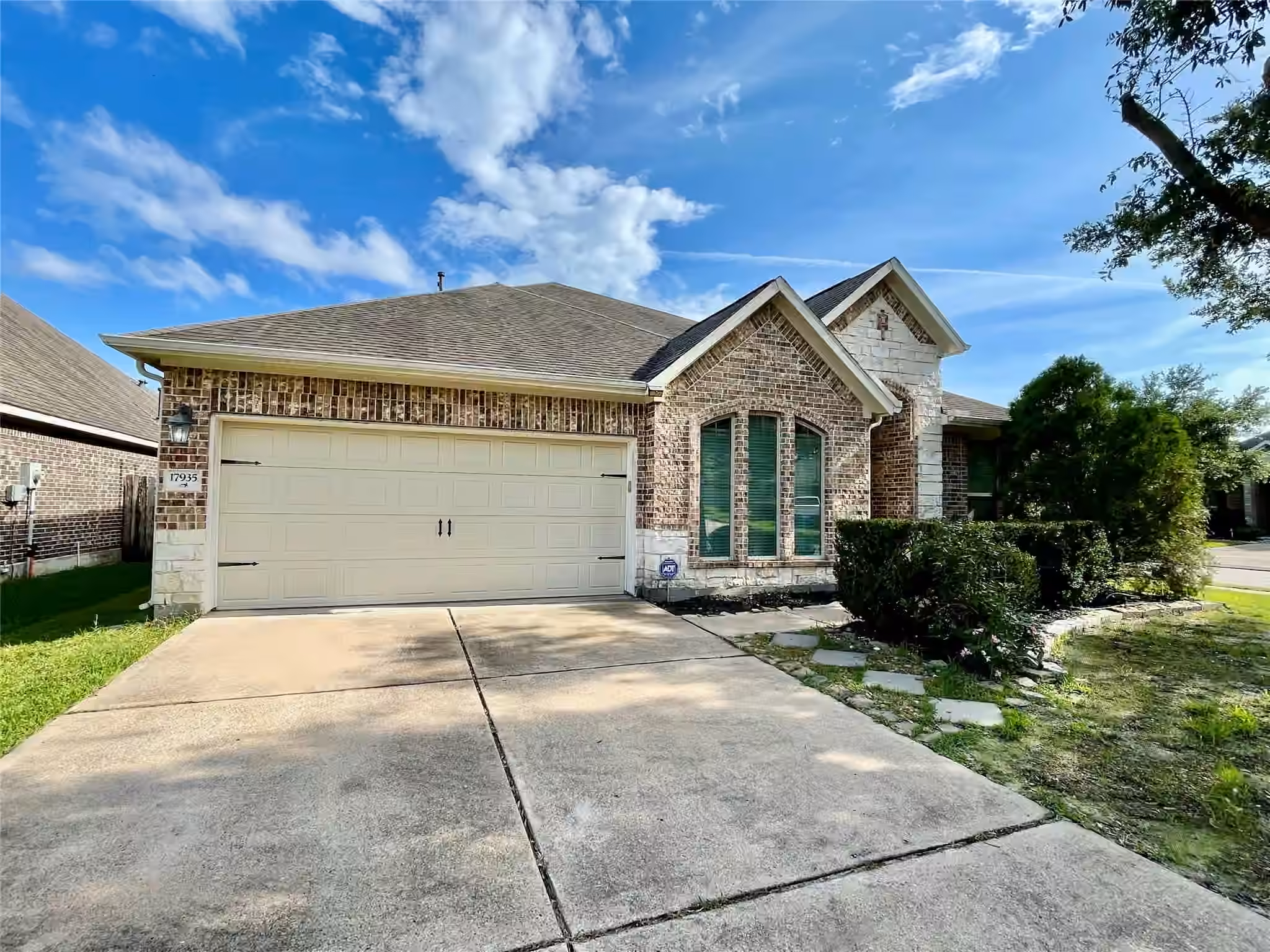 Photo 2 of 17935 Windy Canyon Lane, Houston, TX