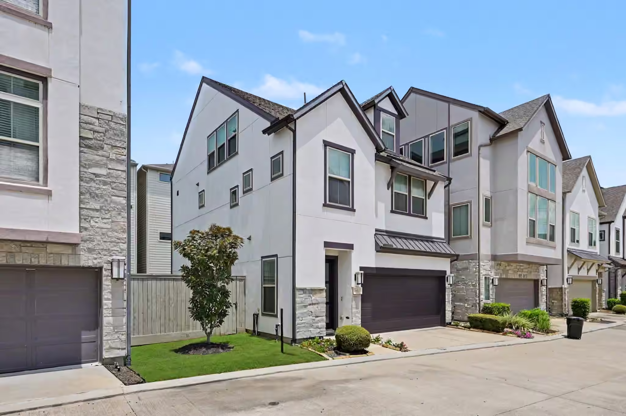 Photo 2 of 3508 Napavine Lane, Houston, TX