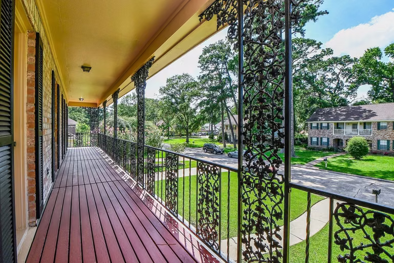 Photo 5 of 1015 Kanah Lane, Houston, TX