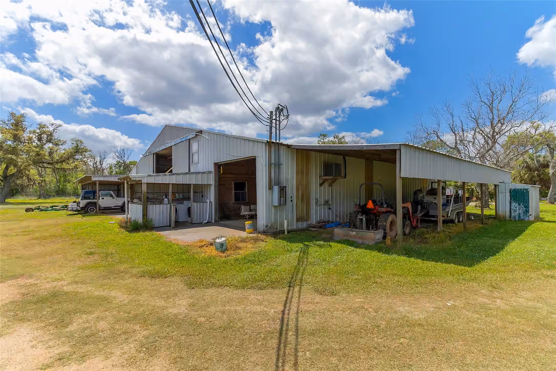 Photo 5 of 4239 County Road 348, Brazoria, TX